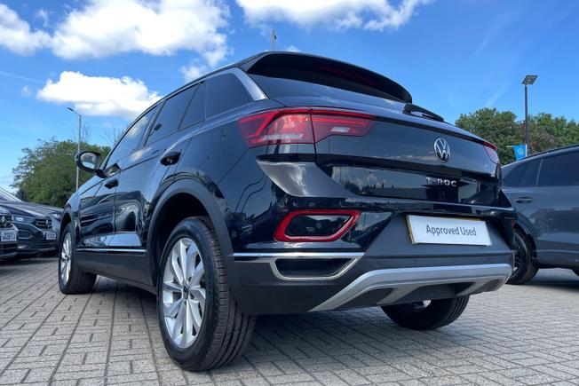 VOLKSWAGEN T-Roc Photo 48