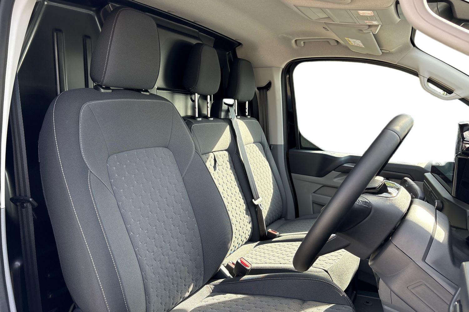 Ford TRANSIT CUSTOM Photo 10