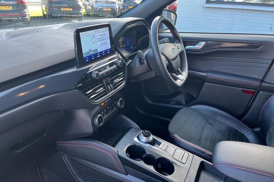 Ford KUGA Photo autoimg-e408bffb9e21e3fc30e6210790c0de28cc5e9c09.jpg