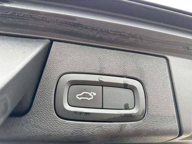 VOLVO XC60 Photo 22