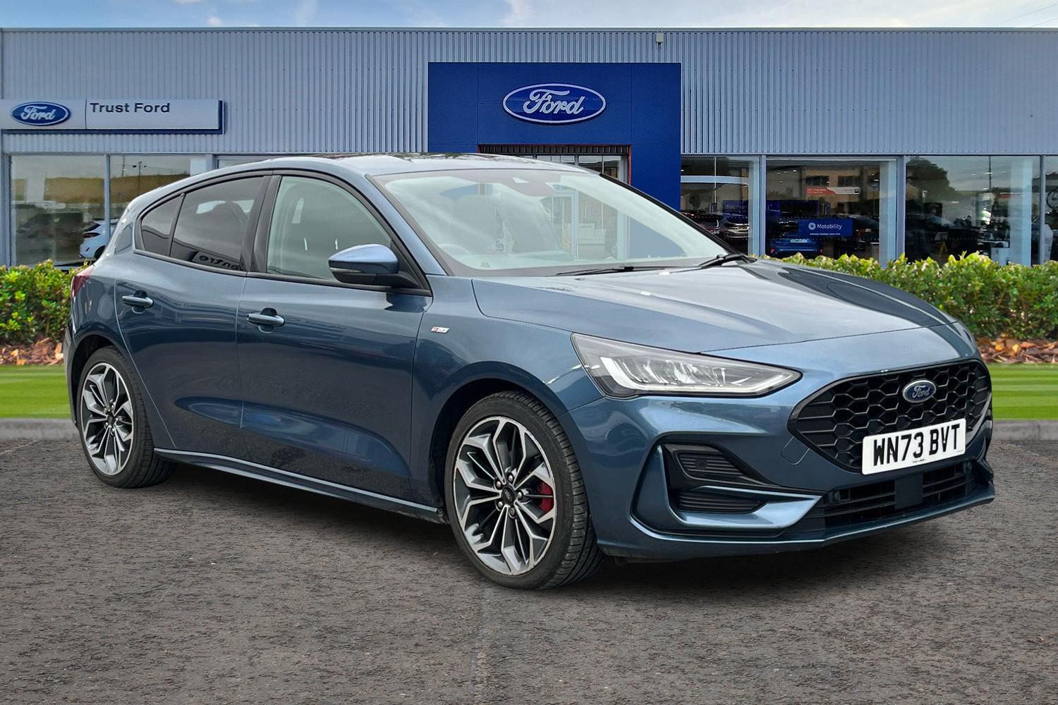 Ford FOCUS Photo 0