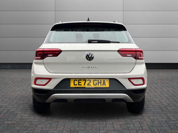 Volkswagen T-Roc Photo autoimg-e4140a1a579945bb3590008b13490c7ba9283e53.jpg