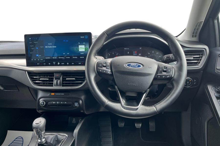 Ford Ford Focus Hatchback 1.0 EcoBoost Hybrid mHEV Titanium 5dr Photo autoimg-e414cd5102046bfb833223a401494de7e0de4f50.jpg