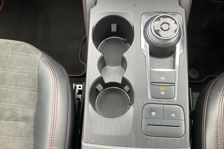 Ford Kuga Photo autoimg-e4165631fd573dc2b12da376bfcb493c2ad25a05.jpg