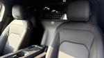 Land Rover Defender Photo 3