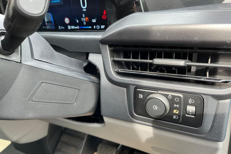 Used Ford TRANSIT CUSTOM AO25UCL 21