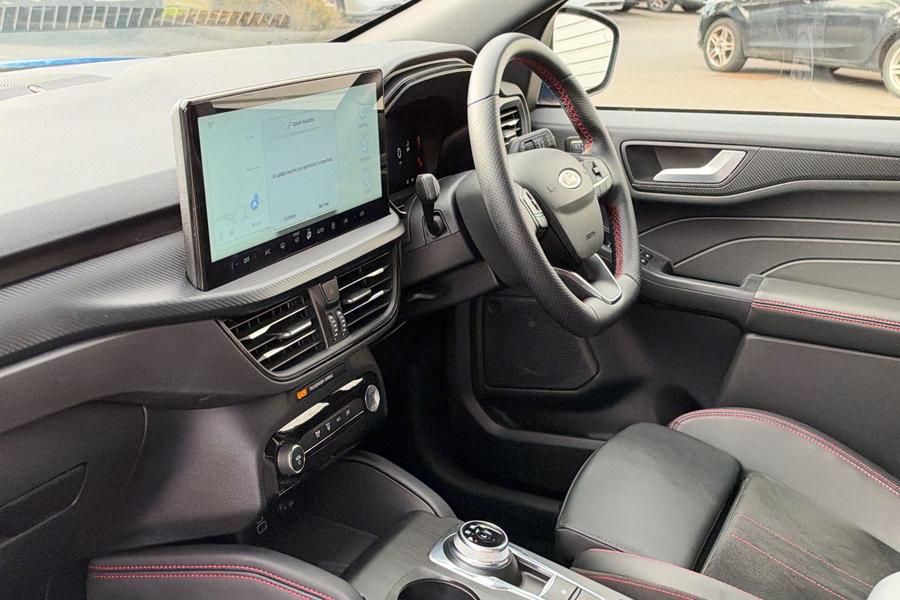 Ford KUGA Photo autoimg-e42297697d7c7a102651a9b9da2d0ef1e9c5b22c.jpg