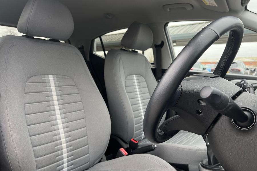 Hyundai I10 Photo autoimg-e422e858ceda9ffa4922e523f57e92b29104eab7.jpg