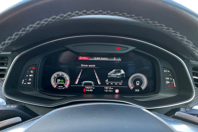 AUDI A6 Avant Photo 15