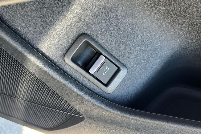Audi Q4 e-tron Photo 52
