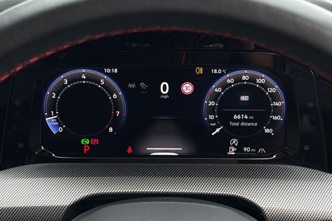 VOLKSWAGEN Golf Photo 15