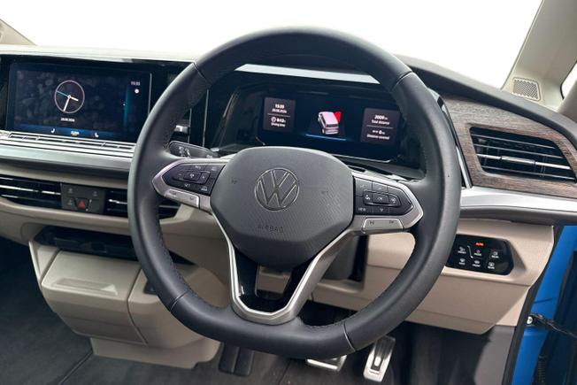 Volkswagen Multivan Photo 11