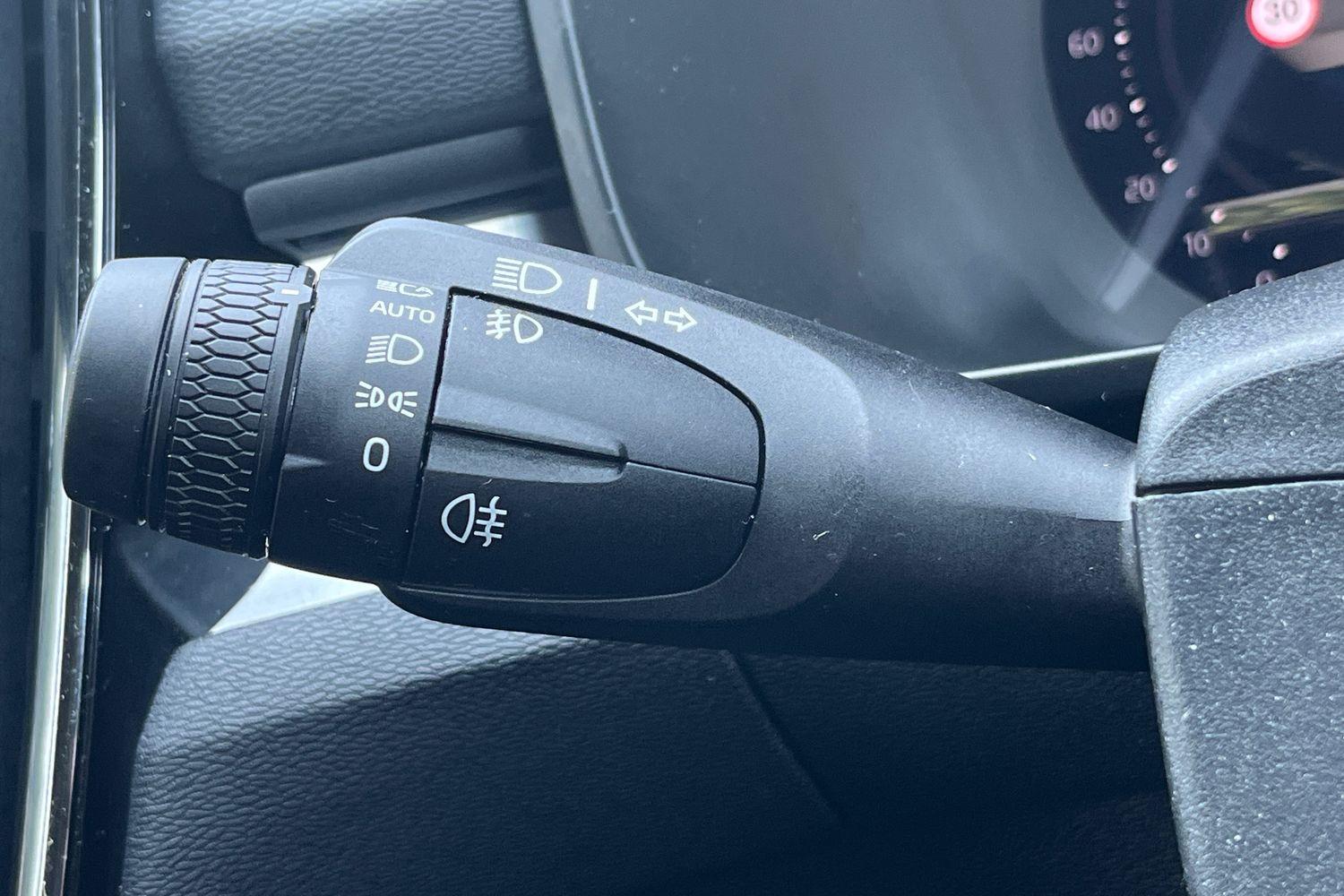 Volvo XC40 Photo 13