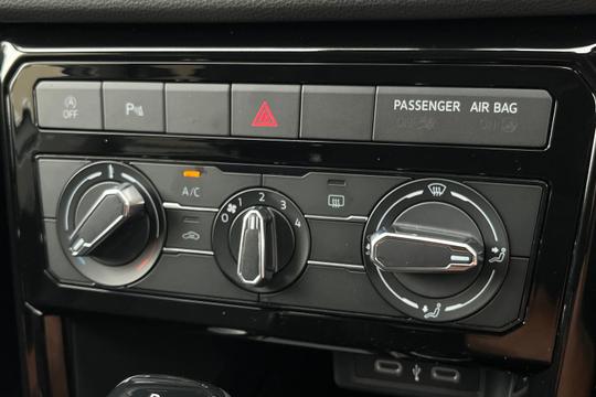 Volkswagen T-cross Photo autoimg-e44120f4872617fe643ac60e9df44bf79a7f5e9d.jpg