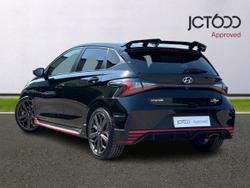 HYUNDAI i20 Photo 3