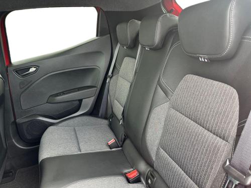 Renault CLIO Photo autoimg-e44bccdfa1d87088ff592872e6729fd4dc39b9b9.jpg