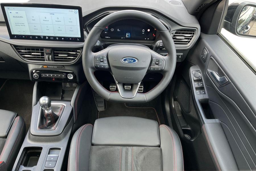 Ford KUGA Photo autoimg-e451d3805dc29c0350ff93a3010952773405d2ef.jpg
