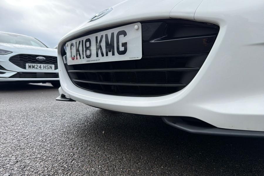 Mazda MX-5 Photo autoimg-e452377932677861f7de7dba63657d750f2e0c4f.jpg