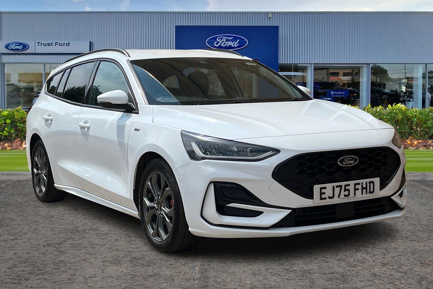 Ford FOCUS Photo 0