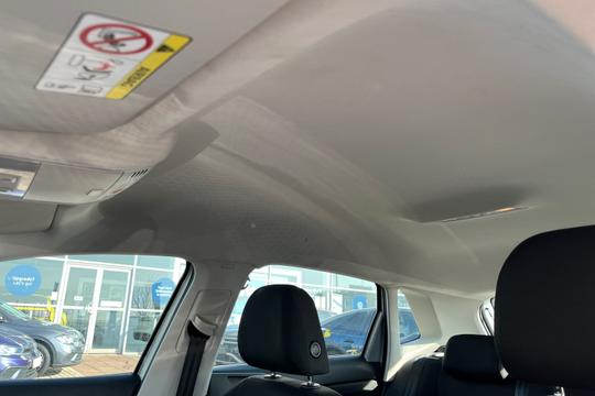 Volkswagen Polo Photo autoimg-e4576393c9f98b6985e99b1d50f901e37225e676.jpg