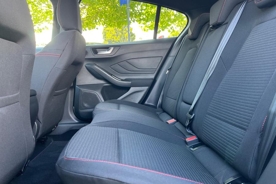 Ford FOCUS Photo autoimg-e458da5bc99e34350104d90ddd61ee967a8b8b02.jpg