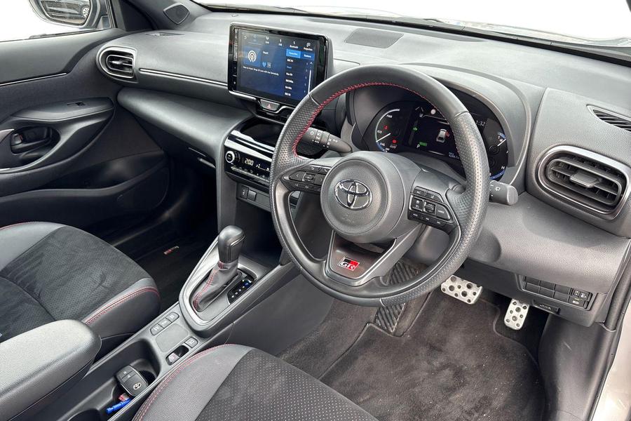 Toyota YARIS CROSS Photo autoimg-e458dd7e037294c9059050c35b45164dabaf6318.jpg