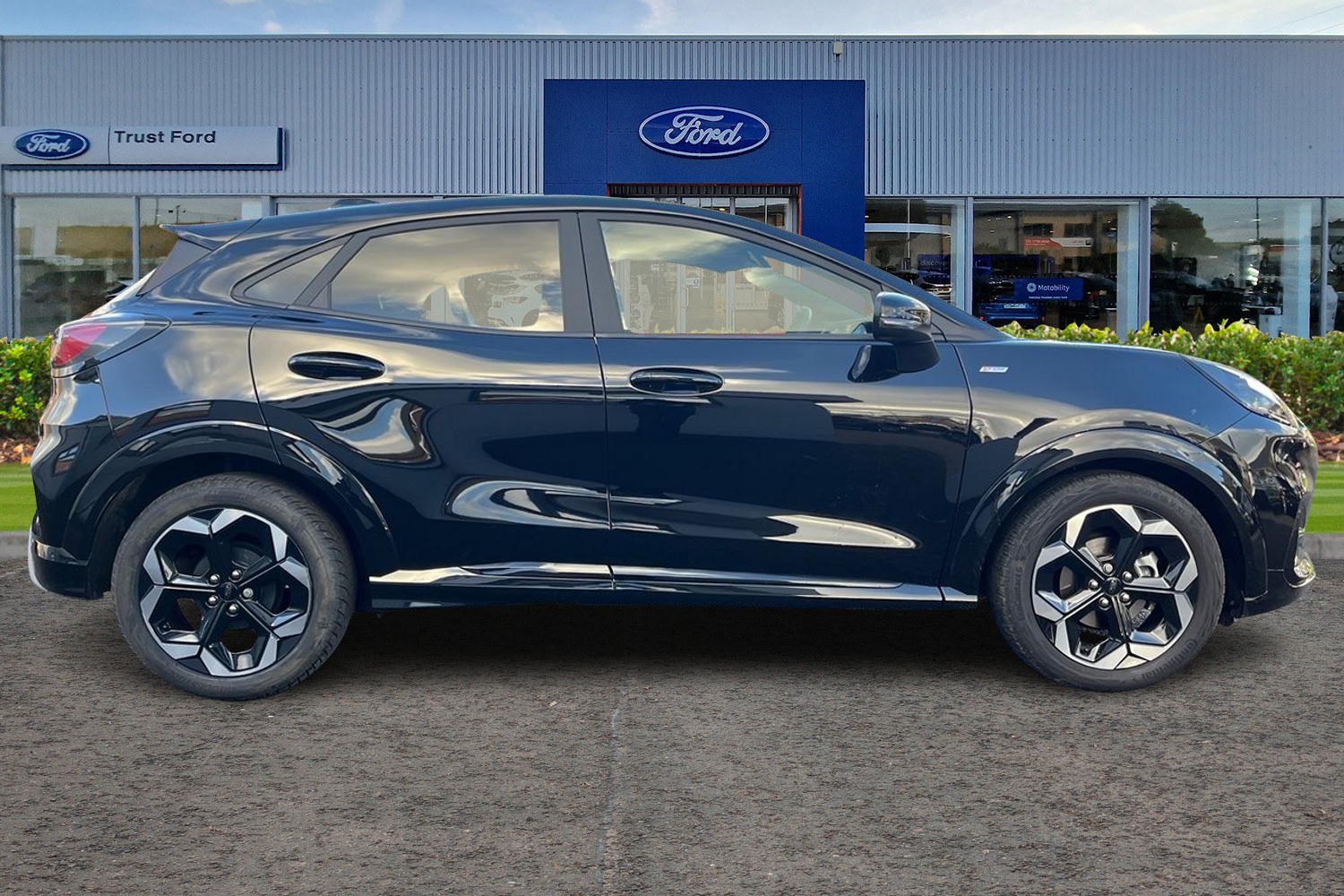 Ford PUMA Photo 2