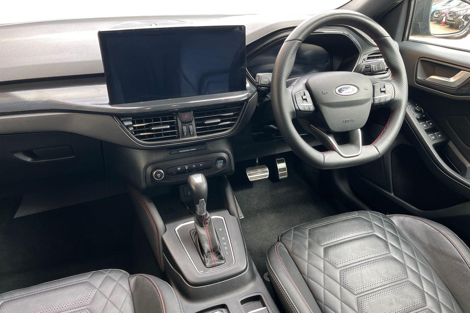 Ford FOCUS Photo 10