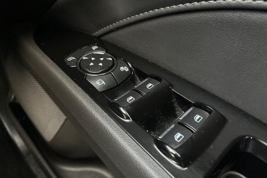 Ford MONDEO Photo autoimg-e45aef4b1e3701e2a250bbfe592ea1bd933233b1.jpg