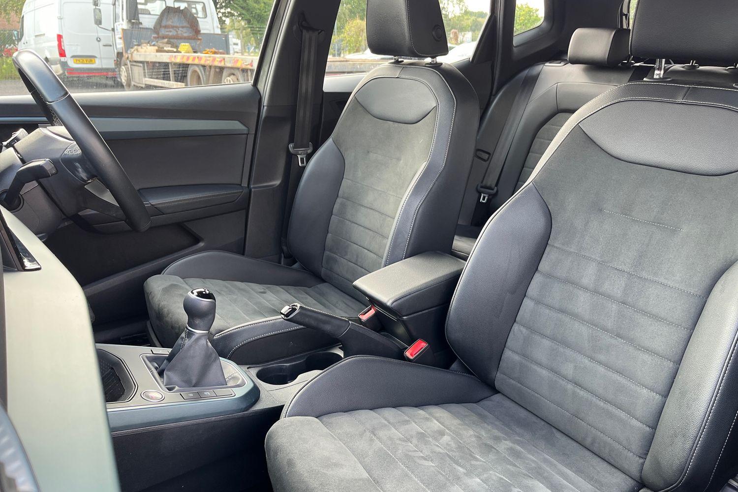 SEAT ARONA Photo 18