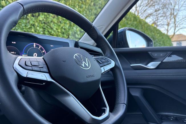 VOLKSWAGEN Tiguan Photo 25