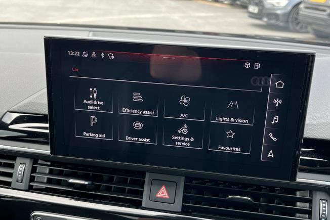 AUDI A4 Photo 35