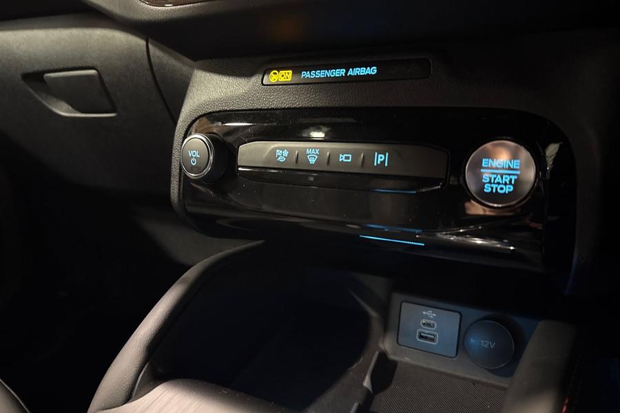 Ford Kuga Photo autoimg-e46473c197a555c50560d1efffb428d9f0bf18c0.jpg
