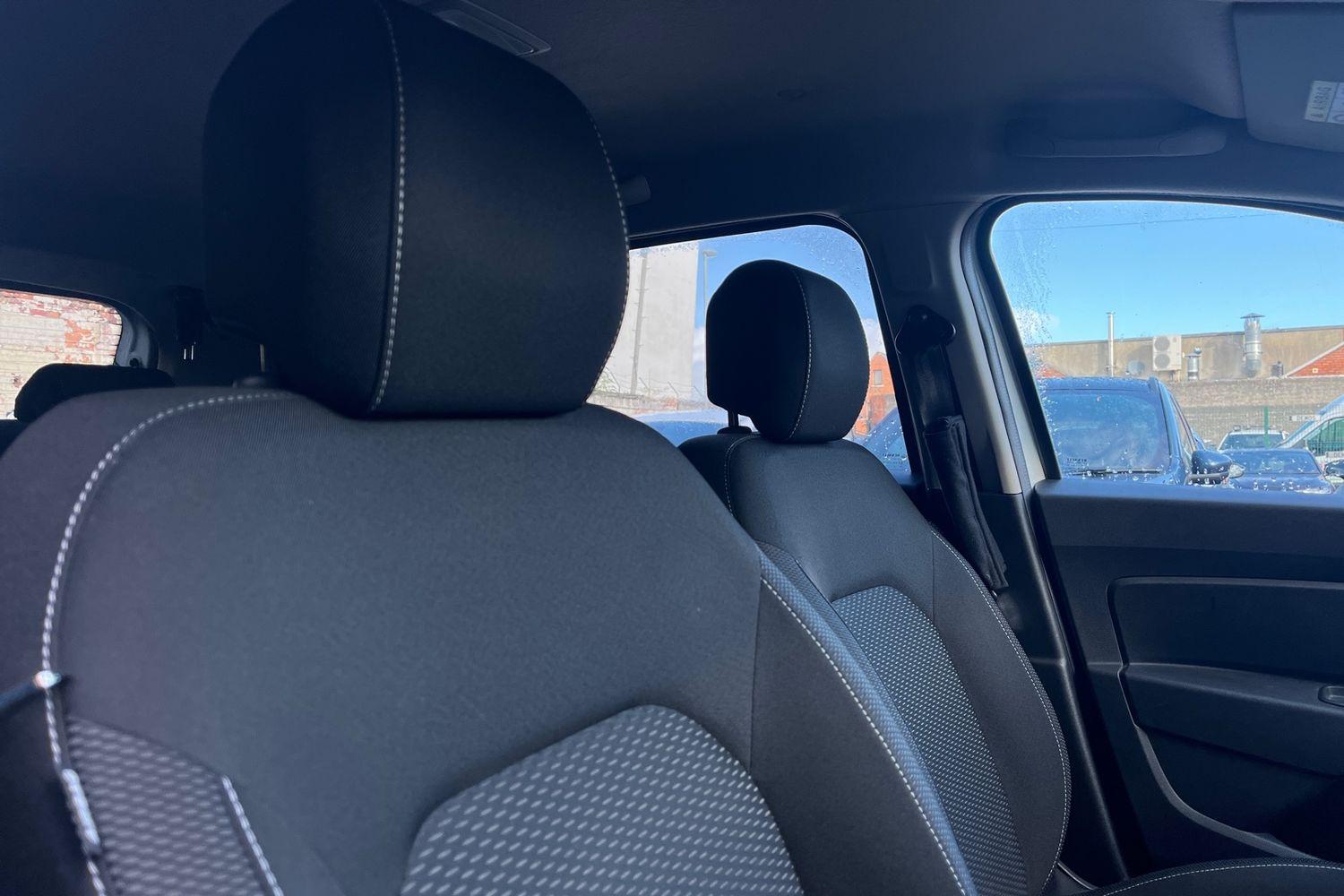 Dacia DUSTER Photo 16
