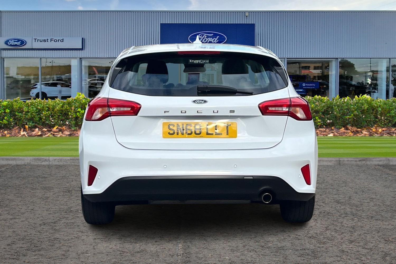 Ford FOCUS Photo 6