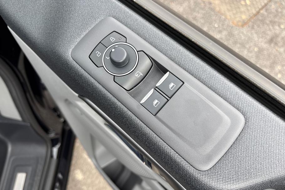 Used Ford E-TOURNEO CUSTOM BJ75XYH 23