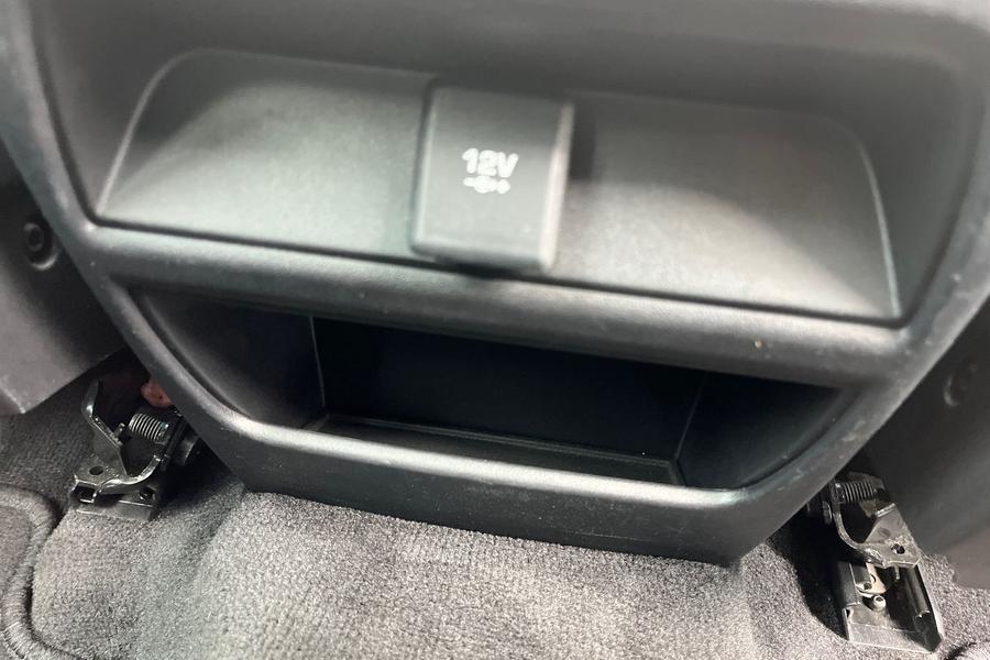 Jaguar E-PACE Photo autoimg-e470440eebede1c63fd8bf86e88ad17b1736edb7.jpg