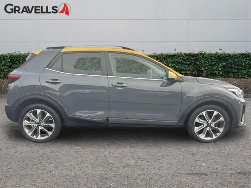 Kia STONIC Photo autoimg-e470e3de9cf16d0f7b376d84ca26e89a53dc0f68.jpg