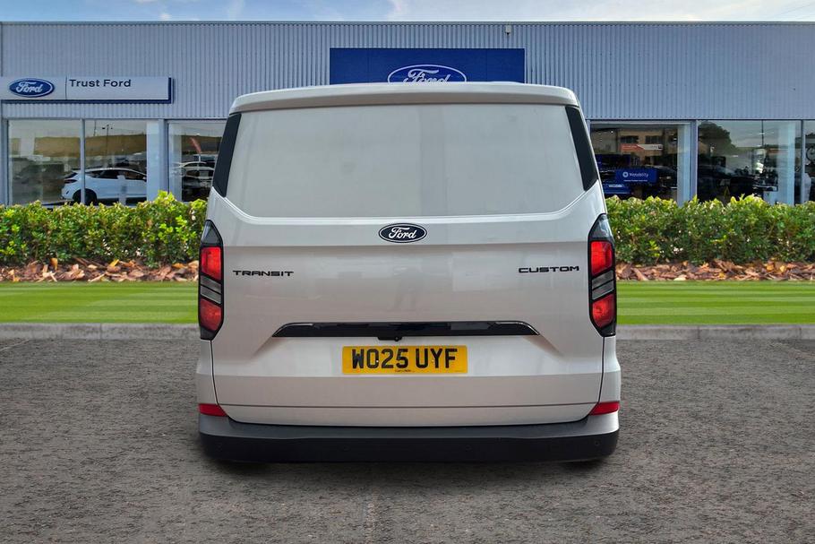 Used Ford TRANSIT CUSTOM 13