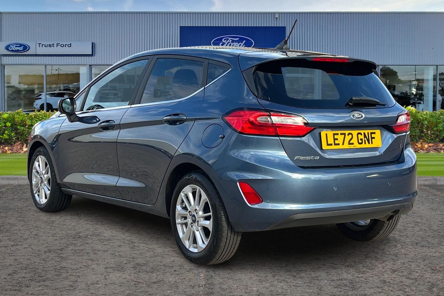 Ford Fiesta Photo 1