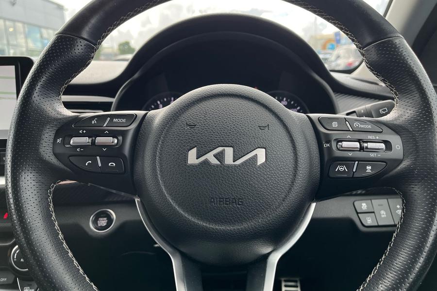 Kia STONIC Photo autoimg-e47cc38cc53f137d3169c022c32c824fbd02d57c.jpg