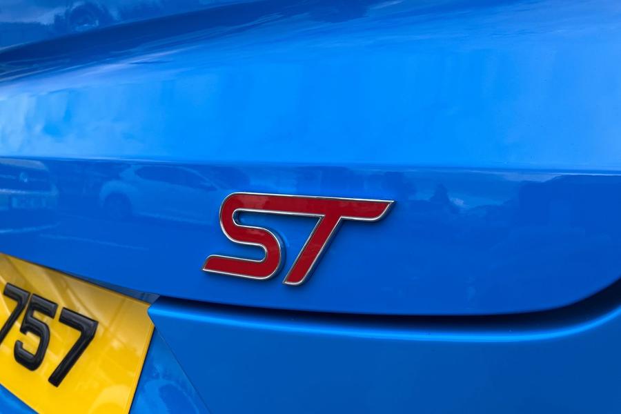 Ford PUMA Photo autoimg-e47ce4fb4663f0c0f0da3c452b4e85b02ffb3887.jpg