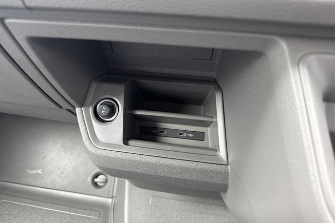 VOLKSWAGEN CRAFTER Photo 39