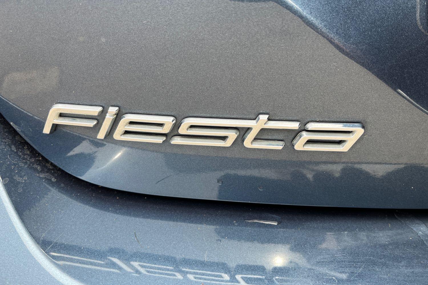 Ford FIESTA Photo 39