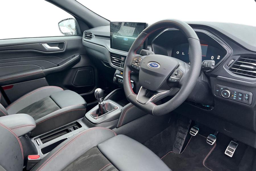 Ford KUGA Photo autoimg-e486aceaecee8c98ba99d601ac9fcbe119084d63.jpg