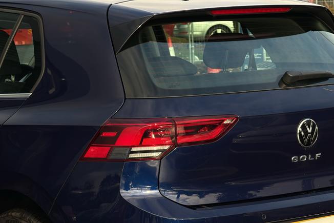 VOLKSWAGEN Golf Photo 50