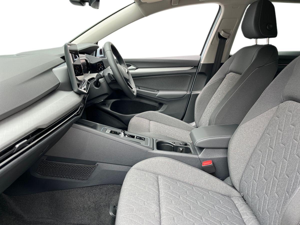 Volkswagen Golf Photo autoimg-e48bcbd657bcebb2c05f6e6e9f36c98be9056c7a.jpg