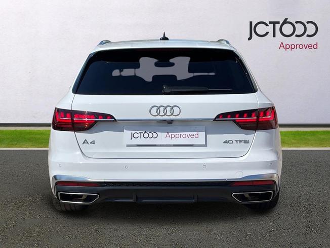 AUDI A4 Avant Photo 7