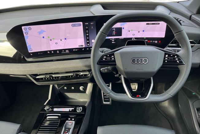 AUDI Q6 E-Tron Photo 11