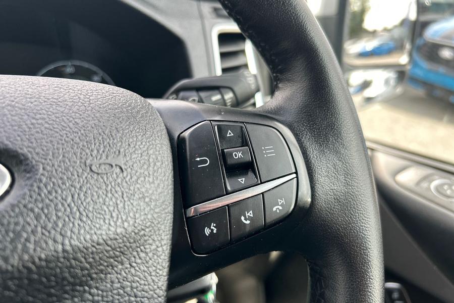 Ford TOURNEO CUSTOM Photo autoimg-e498f1790e485d28a86be82b7153ceceb667c85b.jpg